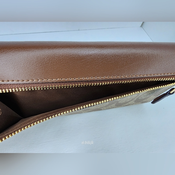 Coach Signature Smooth Leather And Coated Canvas Tri Fold Wallet NWOT *Brown* - Picture 6 of 15